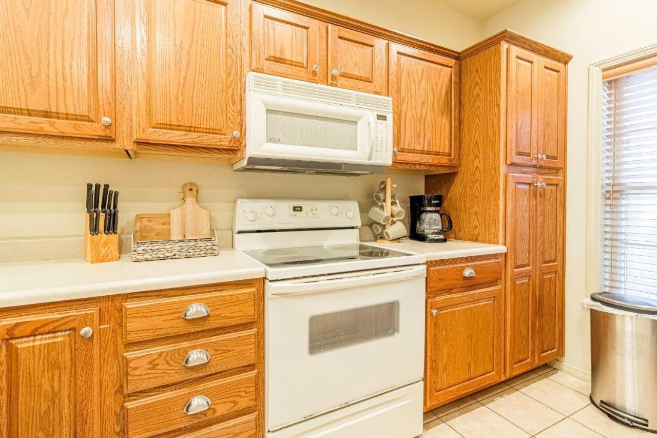 Pools Sleeps 10 Close To 76 Silver Dollar City 0502 Branson Exterior foto